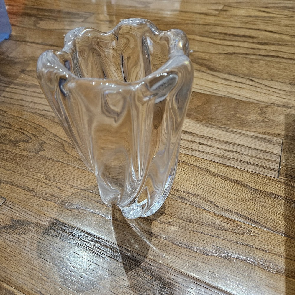 ORREFORS Sweden Crystal Vase Signed Swirl Design Classic Shape 7" Tall Signed
